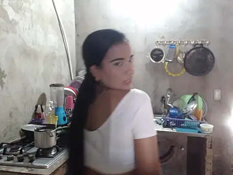 Coral0403 online show from December 2025 03:36:02 PM