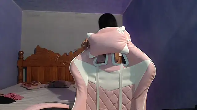 Coral0403 online show from February 2026 11:37:02 PM