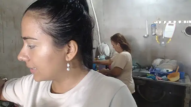 Snapshot of Coral0403 chatting on October 2025 03:12:01 PM Coral0403 online show from October 2025 03:12:01 PM