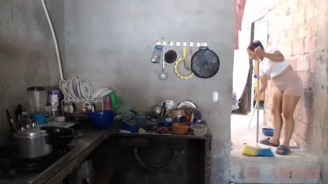 Coral0403 online show from November 2025 06:23:01 PM