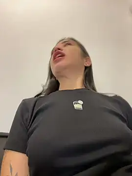 Liam OH online show from January 2025 03:18:02 AM