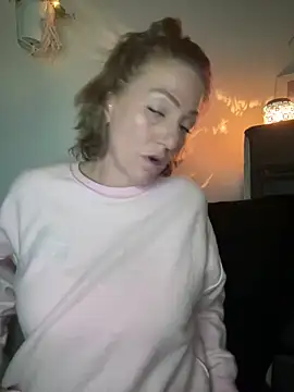 Snapshot of AlessasRoom chatting on October 2025 02:57:02 AM AlessasRoom online show from October 2025 02:57:02 AM