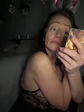 AlessasRoom online show from April 2026 07:04:01 AM