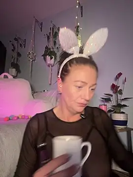 AlessasRoom online show from April 2026 07:04:01 AM