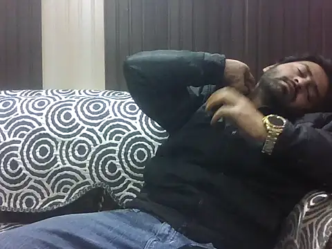 indihotguy online show from January 2026 02:20:01 PM