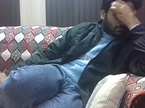 indihotguy online show from December 2025 01:21:02 PM