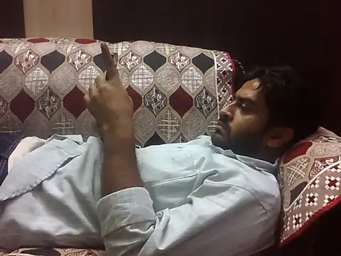 indihotguy online show from October 2025 12:36:01 PM