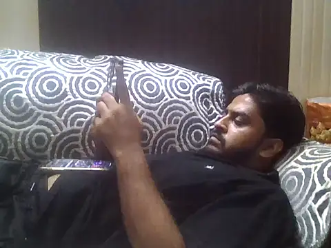 Snapshot of indihotguy chatting on October 2025 02:52:02 PM indihotguy online show from October 2025 02:52:02 PM