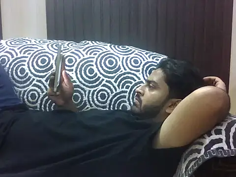 Snapshot of indihotguy chatting on October 2025 10:39:01 AM indihotguy online show from October 2025 10:39:01 AM
