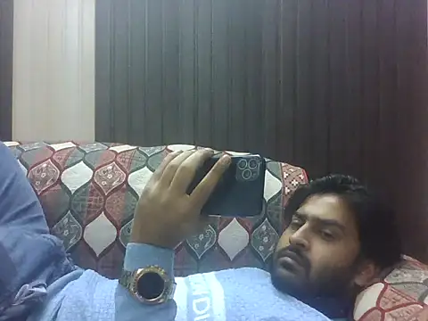 indihotguy online show from December 2025 11:55:01 AM