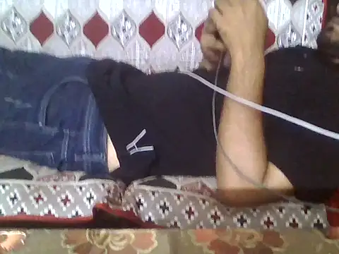 Snapshot of indihotguy chatting on May 2026 06:20:01 PM indihotguy online show from May 2026 06:20:01 PM