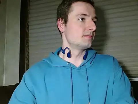 feelingverynaughty online show from March 2026 02:03:02 AM