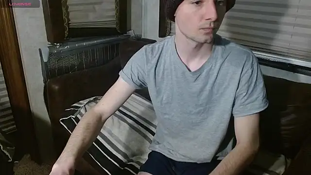 feelingverynaughty online show from February 2026 05:21:02 PM