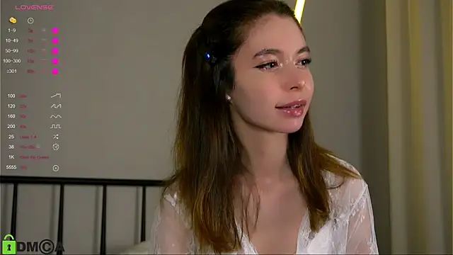 LittleOriana online show from September 2025 02:51:01 AM