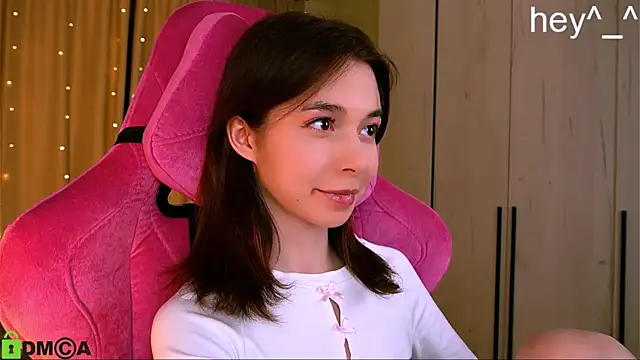 LittleOriana online show from March 2025 10:54:01 PM
