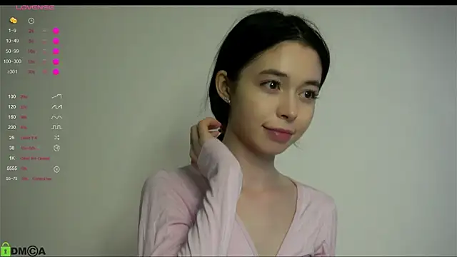 LittleOriana online show from February 2026 04:01:02 AM