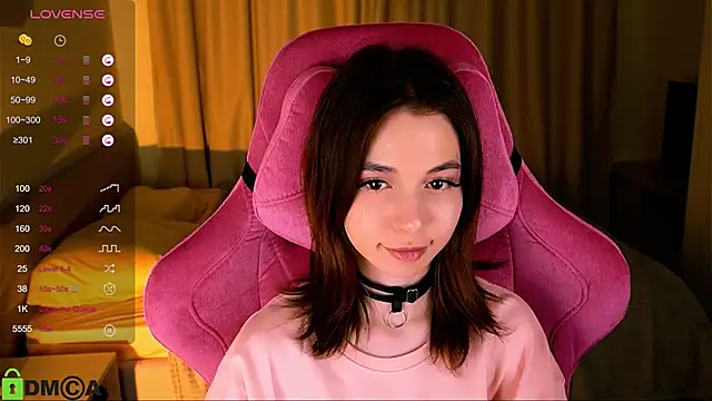 LittleOriana online show from March 2025 08:32:01 PM