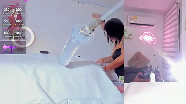 Maria Jones  online show from March 2026 02:34:02 AM