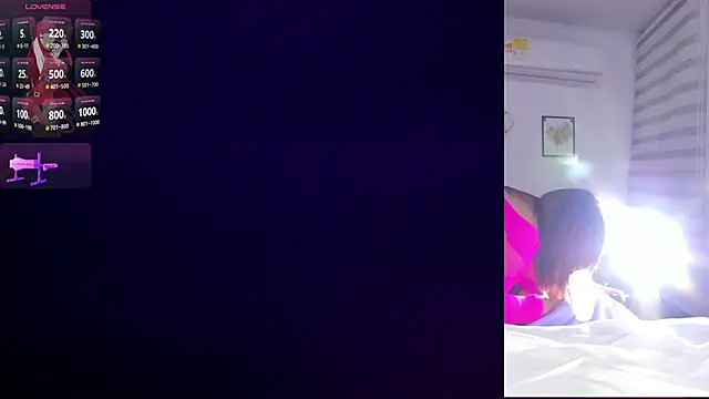 Maria Jones  online show from November 2025 01:31:02 AM