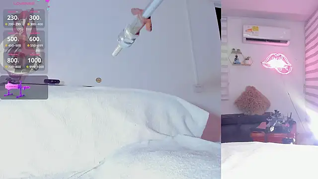 Maria Jones  online show from February 2026 01:40:01 AM