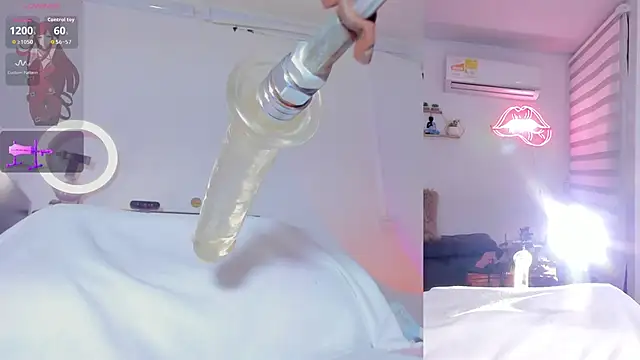 Maria Jones  online show from December 2025 01:43:02 AM