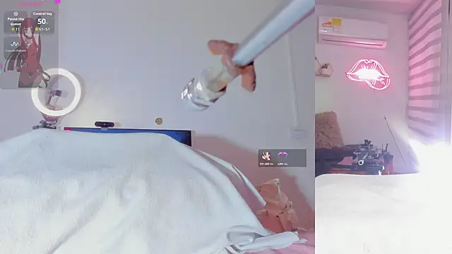 Maria Jones  online show from February 2026 02:23:02 AM