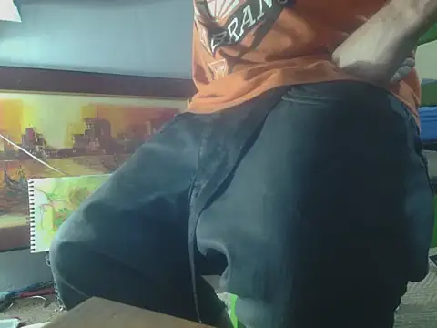 poesnuus999 online show from March 2026 05:31:02 PM