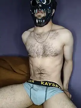 niyack69 online show from May 2026 10:19:01 PM