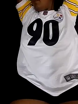 Snapshot of Queen-BD chatting on October 2025 09:59:01 PM Queen-BD online show from October 2025 09:59:01 PM