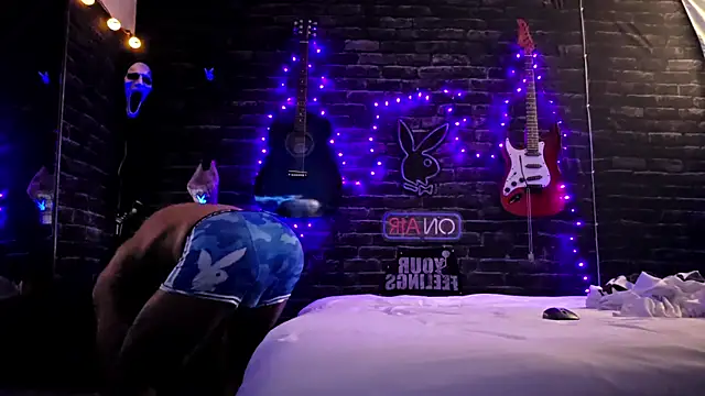 Snapshot of hotemberly_jake chatting on October 2025 02:40:01 PM hotemberly jake online show from October 2025 02:40:01 PM