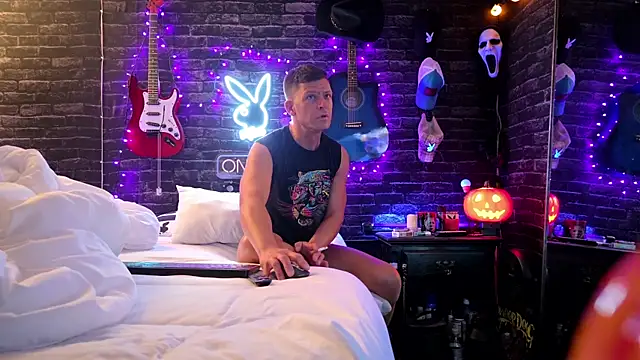 Snapshot of hotemberly_jake chatting on October 2025 10:05:02 AM hotemberly jake online show from October 2025 10:05:02 AM