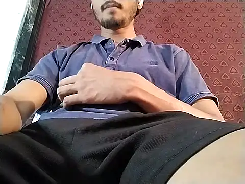 Snapshot of Ultimate_cHappiE chatting on November 2025 06:45:02 PM Ultimate cHappiE online show from November 2025 06:45:02 PM