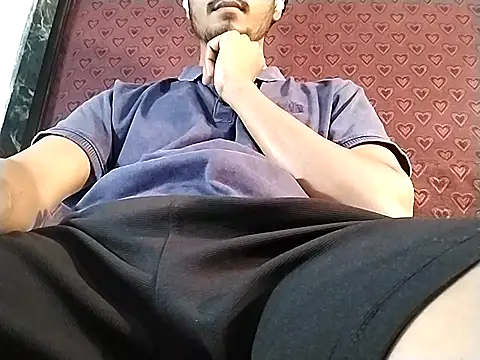 Snapshot of Ultimate_cHappiE chatting on November 2025 10:13:01 PM Ultimate cHappiE online show from November 2025 10:13:01 PM