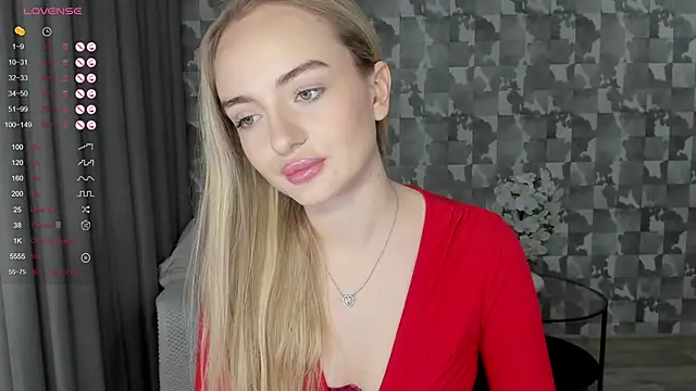 A delina online show from November 2025 01:21:01 PM