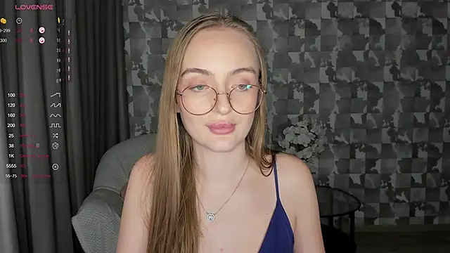 Snapshot of A_delina chatting on February 2025 08:53:02 PM A delina online show from February 2025 08:53:02 PM