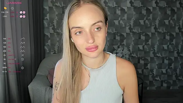 Snapshot of A_delina chatting on June 2026 04:40:02 PM A delina online show from June 2026 04:40:02 PM