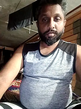 Snapshot of carria_homes chatting on November 2025 05:18:02 PM carria homes online show from November 2025 05:18:02 PM