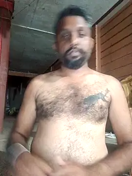 Snapshot of carria_homes chatting on November 2025 06:44:02 PM carria homes online show from November 2025 06:44:02 PM