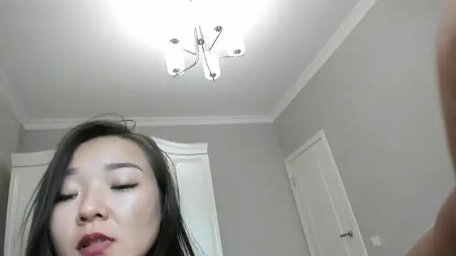 zimgil online show from April 2026 06:34:02 PM