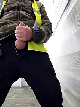 Naked Uk Guy online show from February 2025 07:07:01 PM