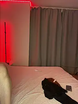 SOFYandMIKE online show from March 2026 06:28:02 PM