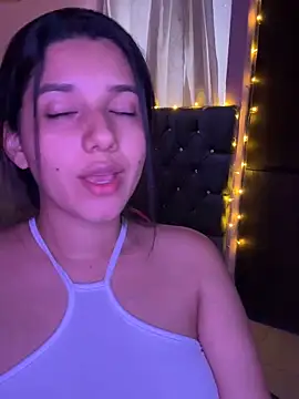 emmariders2 online show from February 2026 08:50:02 PM