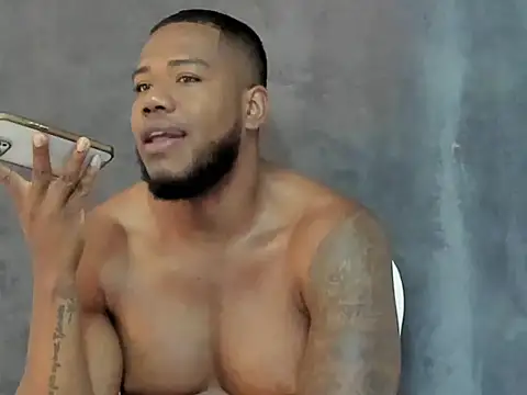 benjamincol online show from February 2026 06:49:02 PM