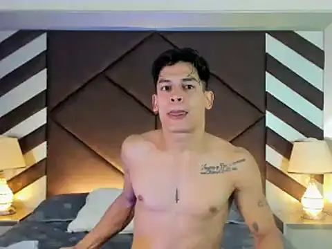 benjamincol online show from February 2025 11:58:01 AM