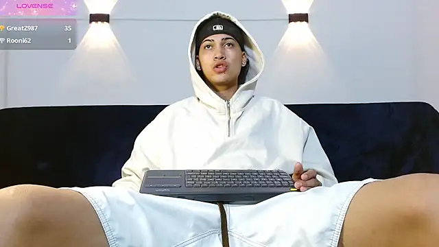 Snapshot of Br4ndxpimm chatting on September 2025 04:34:02 PM Br4ndxpimm online show from September 2025 04:34:02 PM