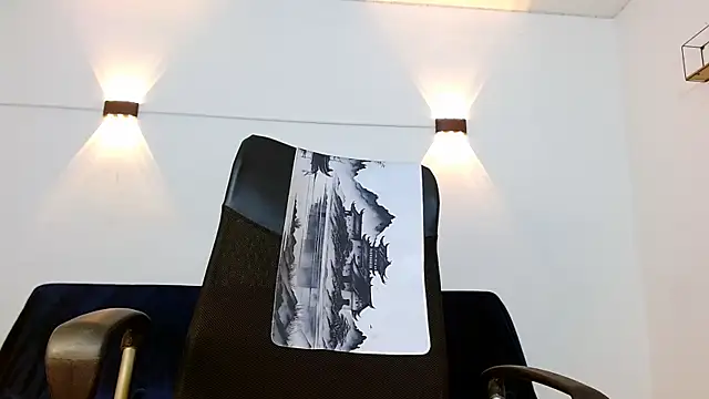 Snapshot of Br4ndxpimm chatting on December 2025 06:53:01 PM Br4ndxpimm online show from December 2025 06:53:01 PM