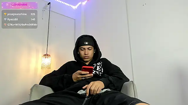 Snapshot of Br4ndxpimm chatting on October 2025 03:45:02 PM Br4ndxpimm online show from October 2025 03:45:02 PM