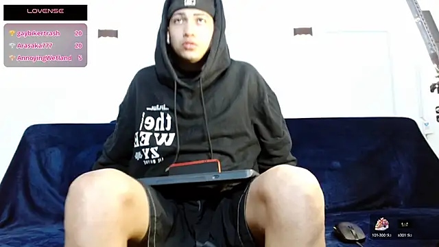 Snapshot of Br4ndxpimm chatting on September 2025 12:44:02 PM Br4ndxpimm online show from September 2025 12:44:02 PM