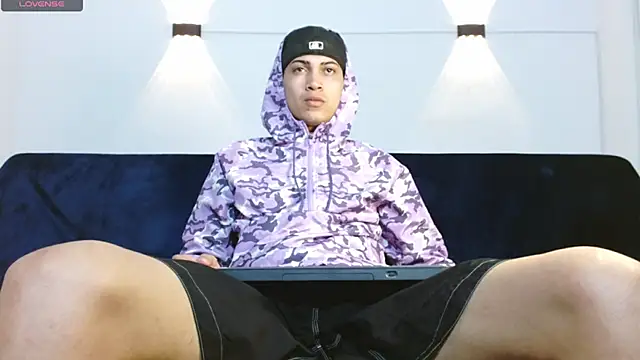 Snapshot of Br4ndxpimm chatting on September 2025 04:25:02 PM Br4ndxpimm online show from September 2025 04:25:02 PM