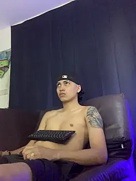 Snapshot of Br4ndxpimm chatting on February 2025 01:46:01 PM Br4ndxpimm online show from February 2025 01:46:01 PM